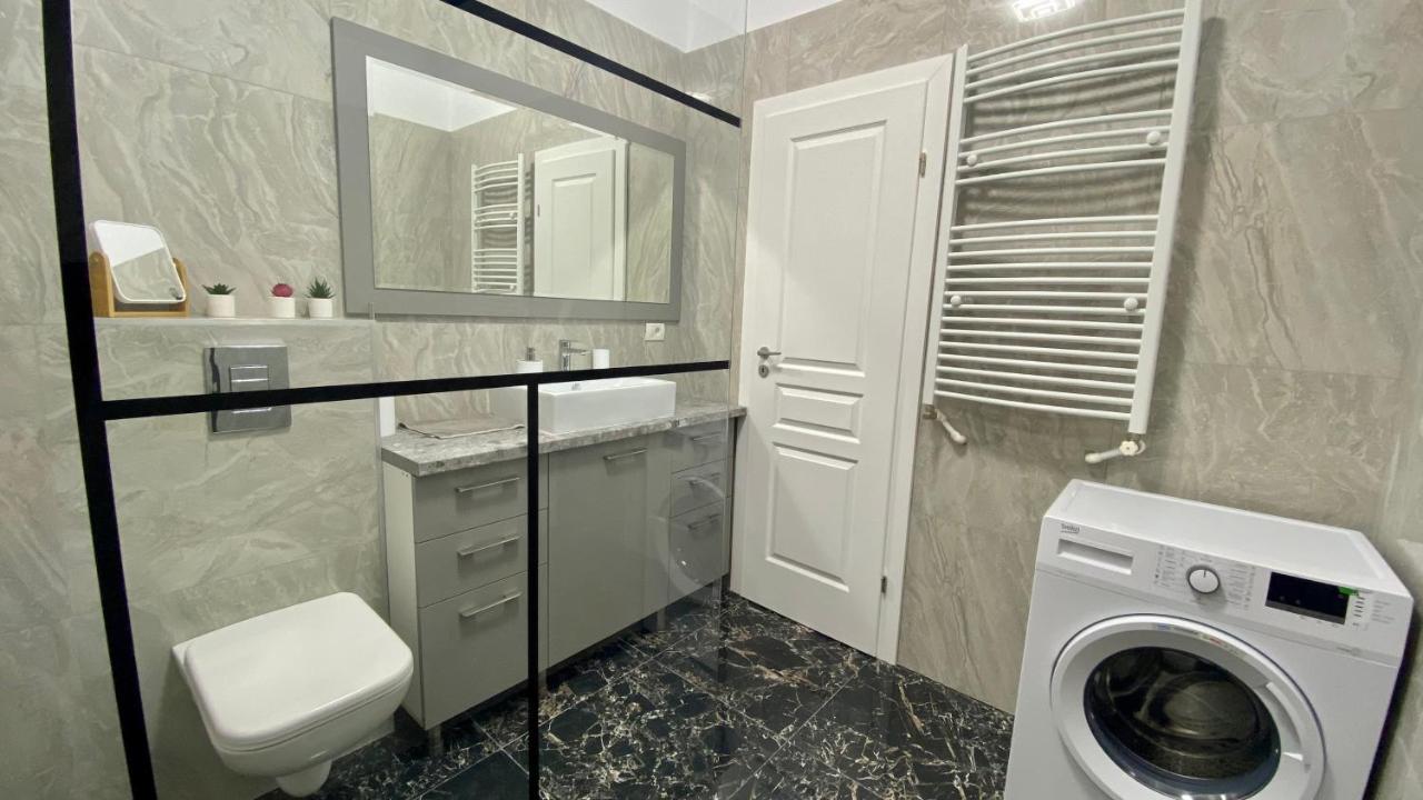 Seaview Deluxe Double Studio - Beachfront Resort นาโวดาริ ภายนอก รูปภาพ
